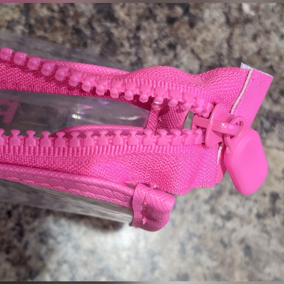 Indeed Makeup Bag - Picture 4 of 4